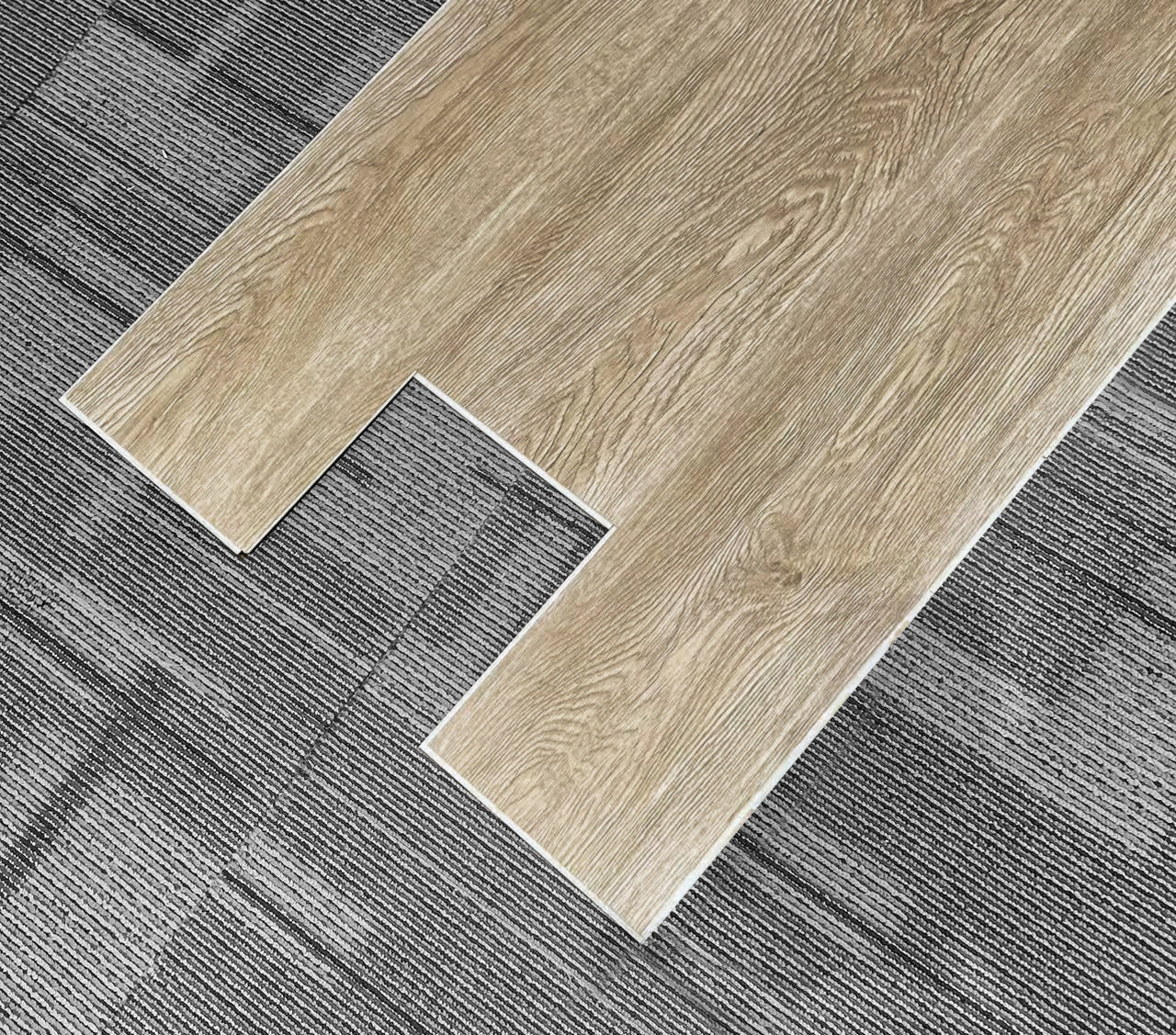 PISO SPC MASSY OAK 18X122