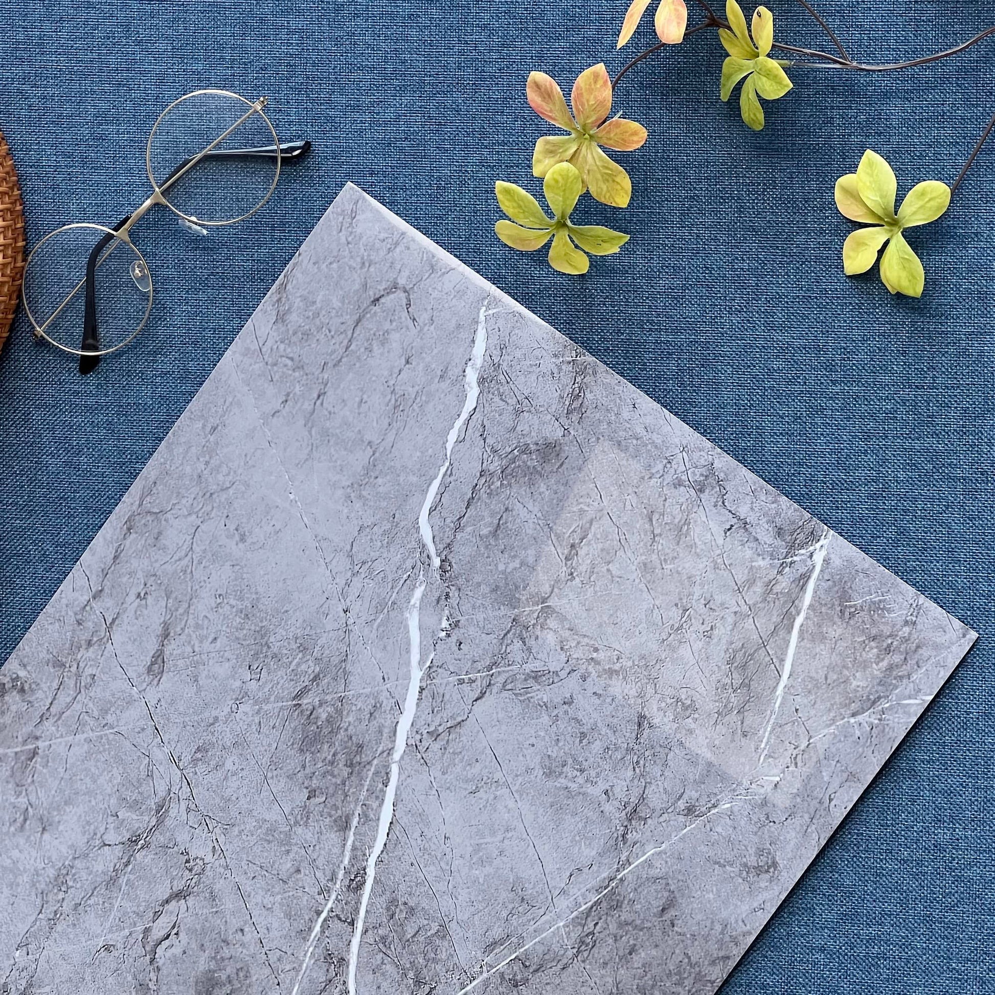 Haimin Wall Panels Peel and Stick 10 Pieces 23.6x11.8in (19.4 Sq. Ft. Coverage) Lightweight Backsplash Marble Look Tile (not Real Marble) Ideal for Kitchen Bathrooms Living Rooms Bedrooms (Gray-YSH)