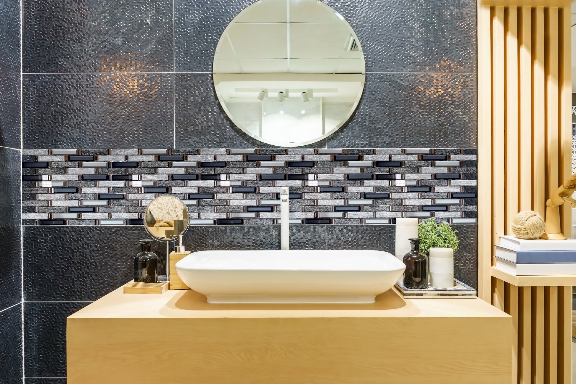 MOSAICO BOSS GREY 30X33.4